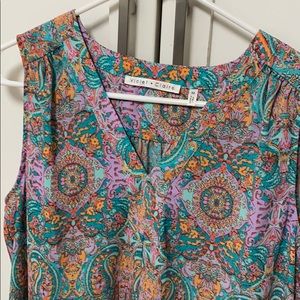 2/$10- Violet + Claire- Sleeveless Blouse